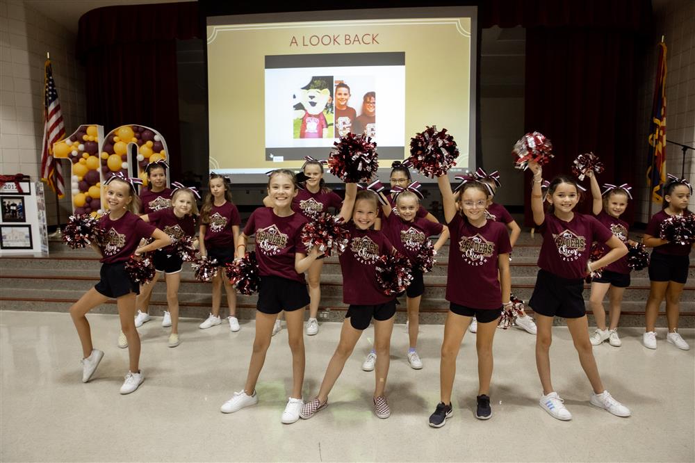 Carlson Elementary Cheer Squad